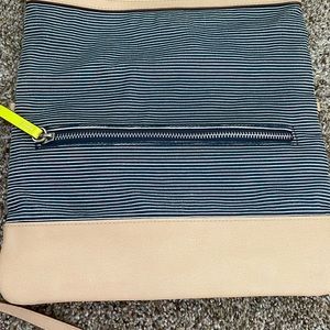 Stella and dot Crossbody bag